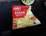 A picture of step 1 of Pineapple Flavour Nutty malai Kulfi.