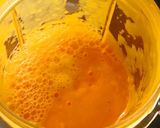 A picture of step 2 of Apricot mango drink.
