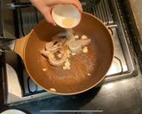 รูปขั้นตอนการทำที่ 5 ของ กุ้งผัดไข่