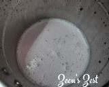 A picture of step 3 of Dragon Fruit Milkshake.