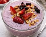 Gambar langkah 4 resipi Berry Bliss Smoothie Bowl.