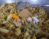 કંટોલા નુ શાક (Kantola Shak Recipe In Gujarati) રેસીપી સ્ટેપ2ફોટો