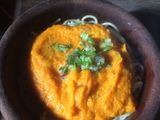 Spaghettis italianos con crema naranja
