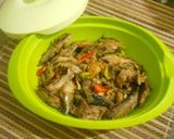 Foto langkah ke 2 dari resep Tumis Tongkol Asap #Pr_RecookMasakanAwalanT.
