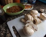Foto del paso 1 de la receta: Pasta integral con champiñones y pollo