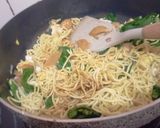 Foto langkah ke 4 dari resep Mie Goreng ala Restoran.