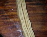A picture of step 2 of Laccha Paratha.