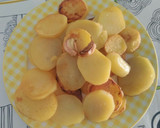 Foto del paso 5 de la receta: Filetes de ternera con patatas asadas a la sartén