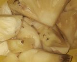A picture of step 2 of Banana and milk smootie.