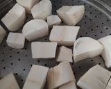 Foto langkah ke 1 dari resep Stik Singkong Keju.