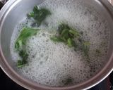 Foto langkah ke 3 dari resep Sup Sawi Jahe.