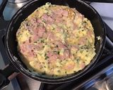 A picture of step 8 of Ham, Cream, and Herb Omelet.