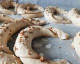 Részben teljes kiőrlésű magvas kifli recept fázis 5 fotója