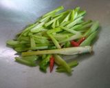 Foto langkah ke 2 dari resep Ayam Kecap mix labu siam.