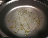Foto del paso 1 de la receta: Bollo con Mozzarella y piminento - fácil