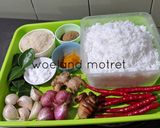 Foto langkah ke 1 dari resep Serundeng Manis Goreng.