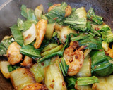 Foto del paso 11 de la receta: Pak choi salteado con langostinos