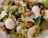Foto del paso 3 de la receta: Ensalada con uvas y queso