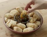 Foto langkah ke 9 dari resep Tahu Aci Krispi Kuah Gejrot Devina Hermawan.