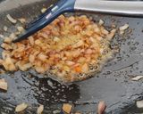 A picture of step 3 of Kaju makhana curry.