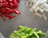 A picture of step 1 of Carrot, chilli, radish pickle (instant).