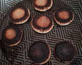Foto del paso 2 de la receta: Galletitas de harina de frutos secos en sartén 🍪 sin azúcar ni edulcorante