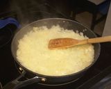 A picture of step 2 of French Onion Dip.