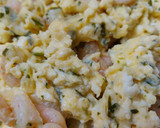 Foto del paso 2 de la receta: Revuelto de gambas y huevo