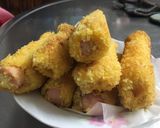 Hình bước làm 6 của món Sandwich cuộn xúc xích phô mai chiên xù