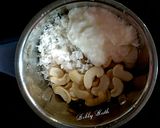 A picture of step 2 of Aloo potol rasa (Odia style potato pointed gourd curry).