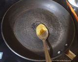 তিল-চালভাজা দিয়ে নারকেলের নাড়ু(til chalbhaja diye narkeler naru recipe in bengali) রেসিপি ধাপ - 2 ছবি