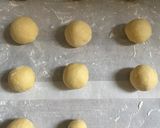 Foto langkah ke 6 dari resep Donat Lembut Tanpa Kentang.