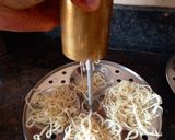 A picture of step 3 of Rice Vermicelli in Mexican Sauce.