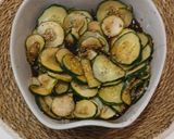 Foto del paso 6 de la receta: Sunomono de Pepino con Ponzu Añejo y Dúo de Sésamo