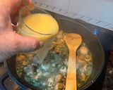 Foto del paso 5 de la receta: Conejo en salsa de champiñones