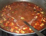 A picture of step 5 of Matter paneer.