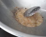 Foto langkah ke 7 dari resep Ayam goreng lengkuas.