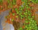 A picture of step 6 of Matar Pulao.