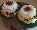 Foto langkah ke 6 dari resep Burger Nasi Ayam Suwir||Rice Burger with Shreded Chicken.