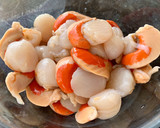 Foto del paso 1 de la receta: Zamburiñas a la plancha al ajillo