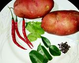 Foto langkah ke 1 dari resep Potato Wedges dengan Bumbu Kearifan Lokal.