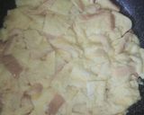 Foto langkah ke 3 dari resep Pizza Roti Tawar Teflon.