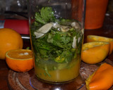 Foto del paso 2 de la receta: Salsa o Mojo de cilantro