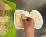 A picture of step 2 of Deep-fried Fish.