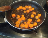 Foto del paso 4 de la receta: Verduras salteadas con especias y huevo a la plancha. Receta fit