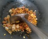 Foto langkah ke 5 dari resep Nasi goreng kecap.