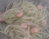 Foto langkah ke 2 dari resep Tumis pepaya muda.