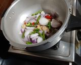 A picture of step 1 of Chicken chops.