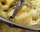Une image de l'étape 1 de Palet de pomme de terre à la viande hachée maakouda.