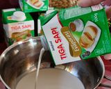 Foto langkah ke 1 dari resep Bolu Suri.